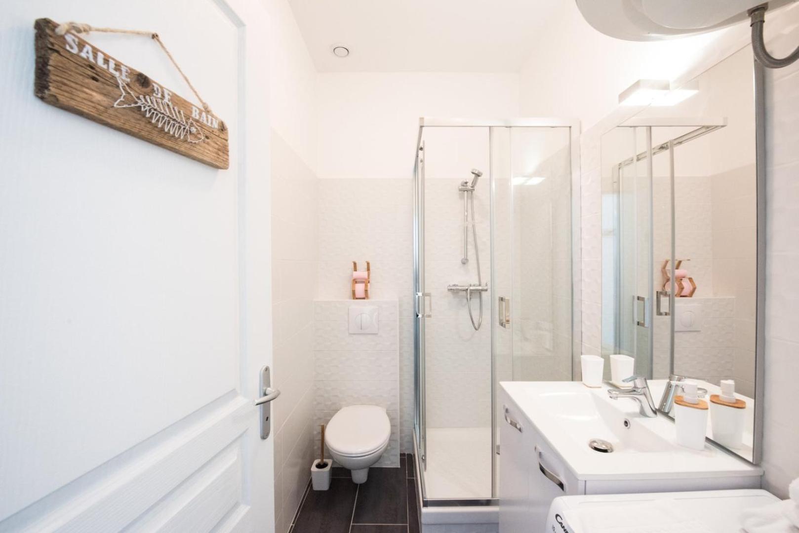 Le Hirvi - Cocon Zen Et Epure A 10Min Vieux Lyon Apartment Luaran gambar