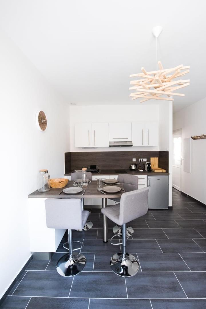 Le Hirvi - Cocon Zen Et Epure A 10Min Vieux Lyon Apartment Luaran gambar