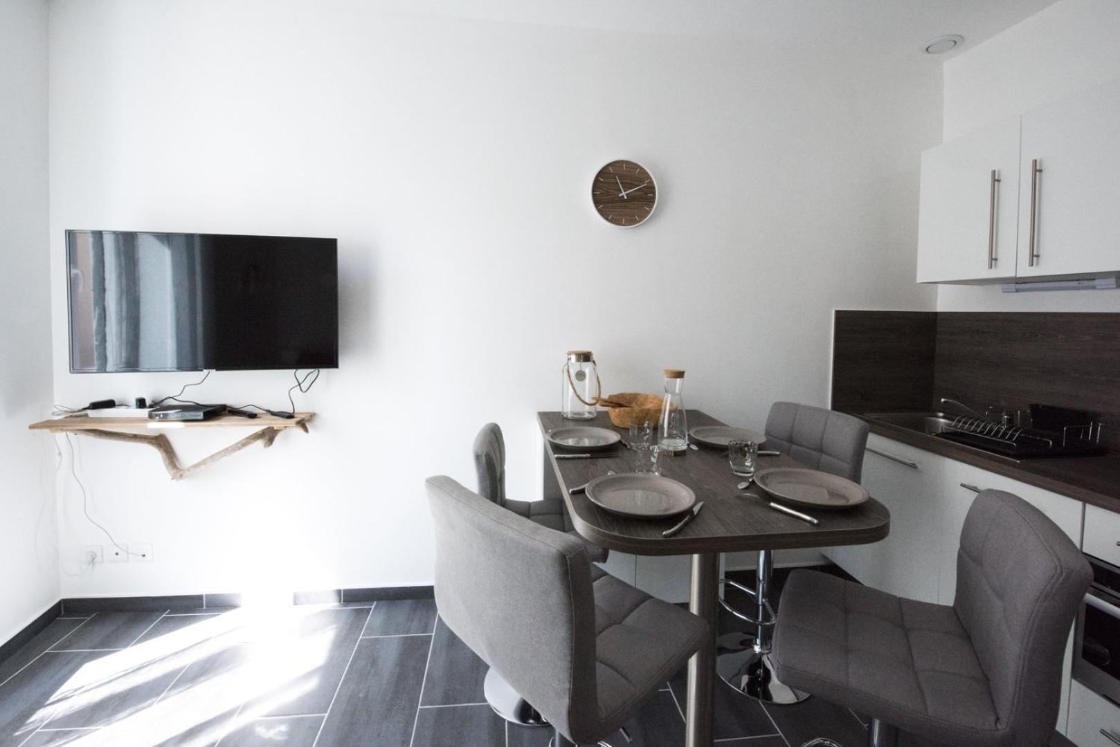 Le Hirvi - Cocon Zen Et Epure A 10Min Vieux Lyon Apartment Luaran gambar
